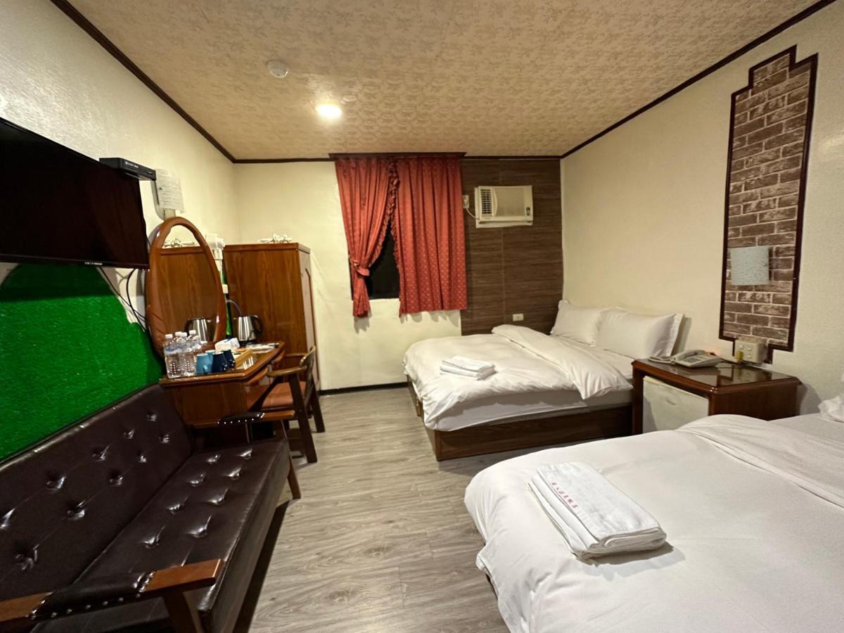 Ming Ren Hotspring Hotel Jiaoxi Exterior photo